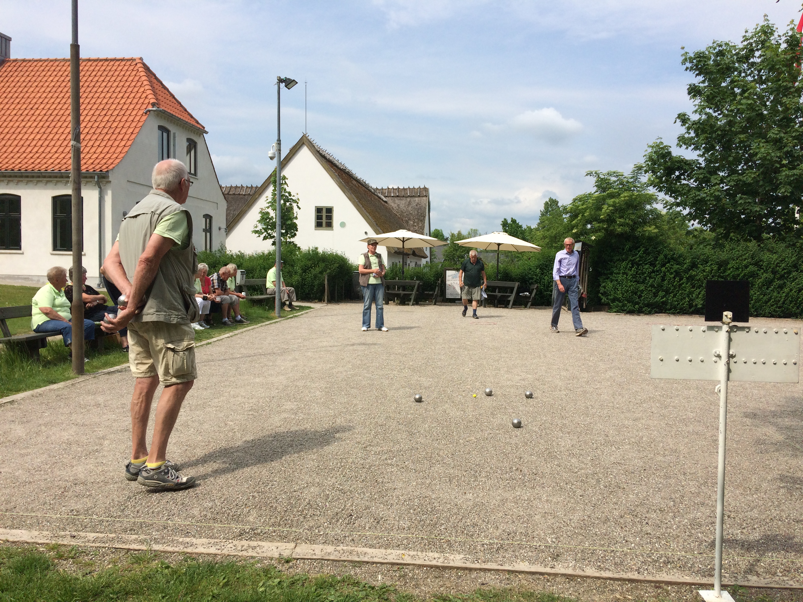 Der spilles om 1. og 2. pladsen