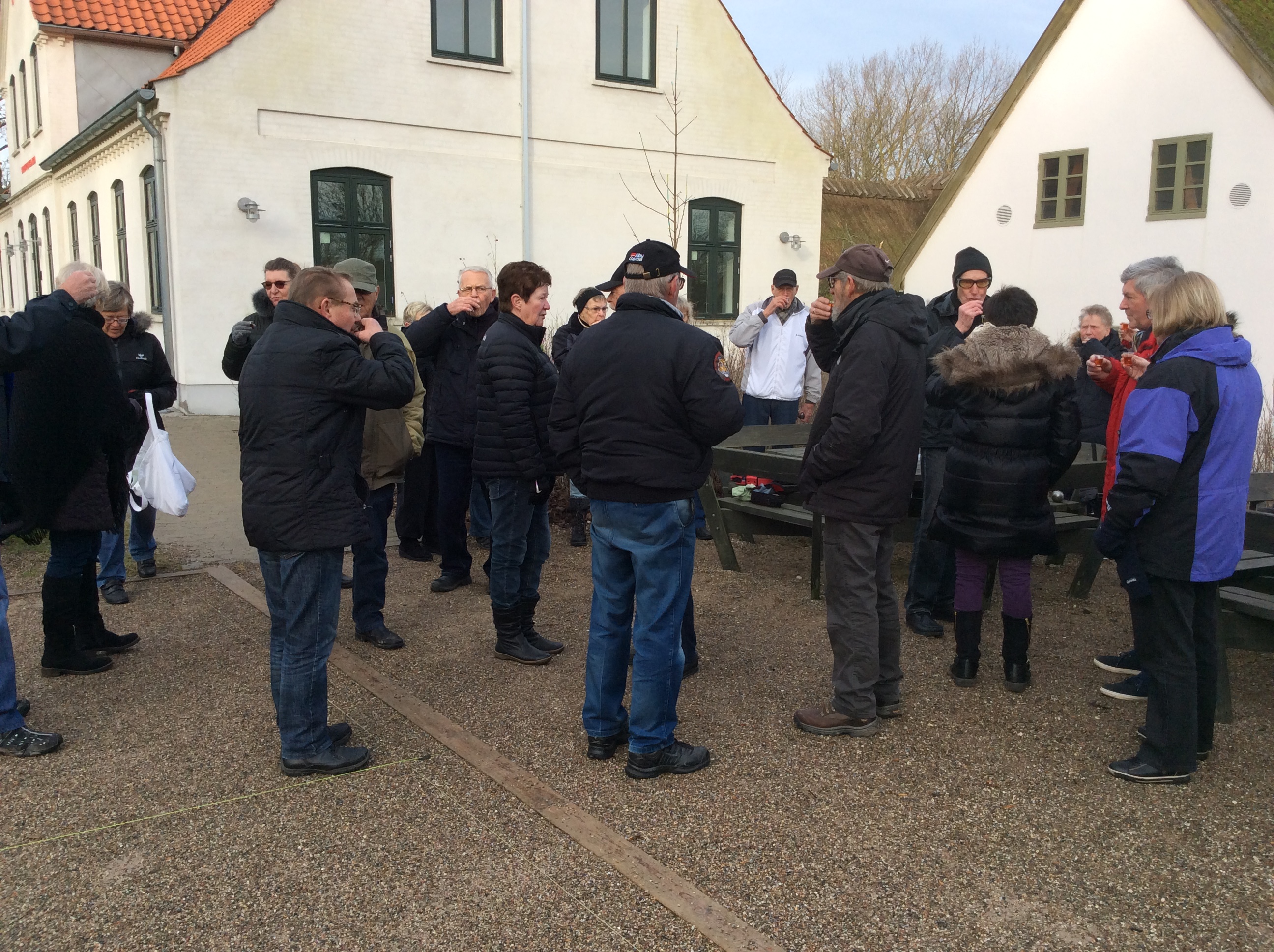 Traditionen tro startes der med en lille opstrammer